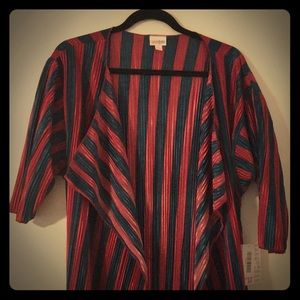 LulaRoe Shirley size small! Magenta and teal!